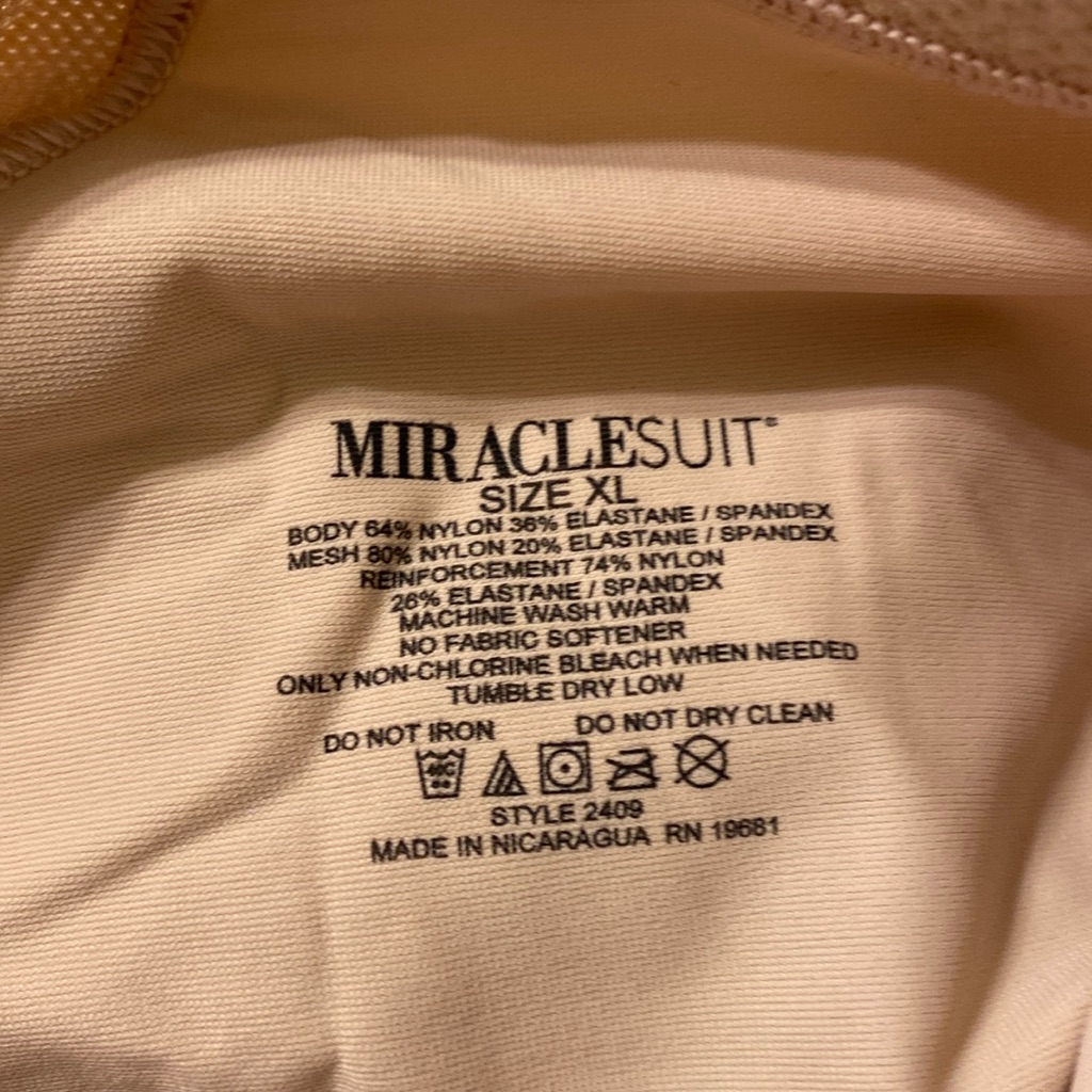 Miraclesuit Short. Slimming Foundation Shapewear